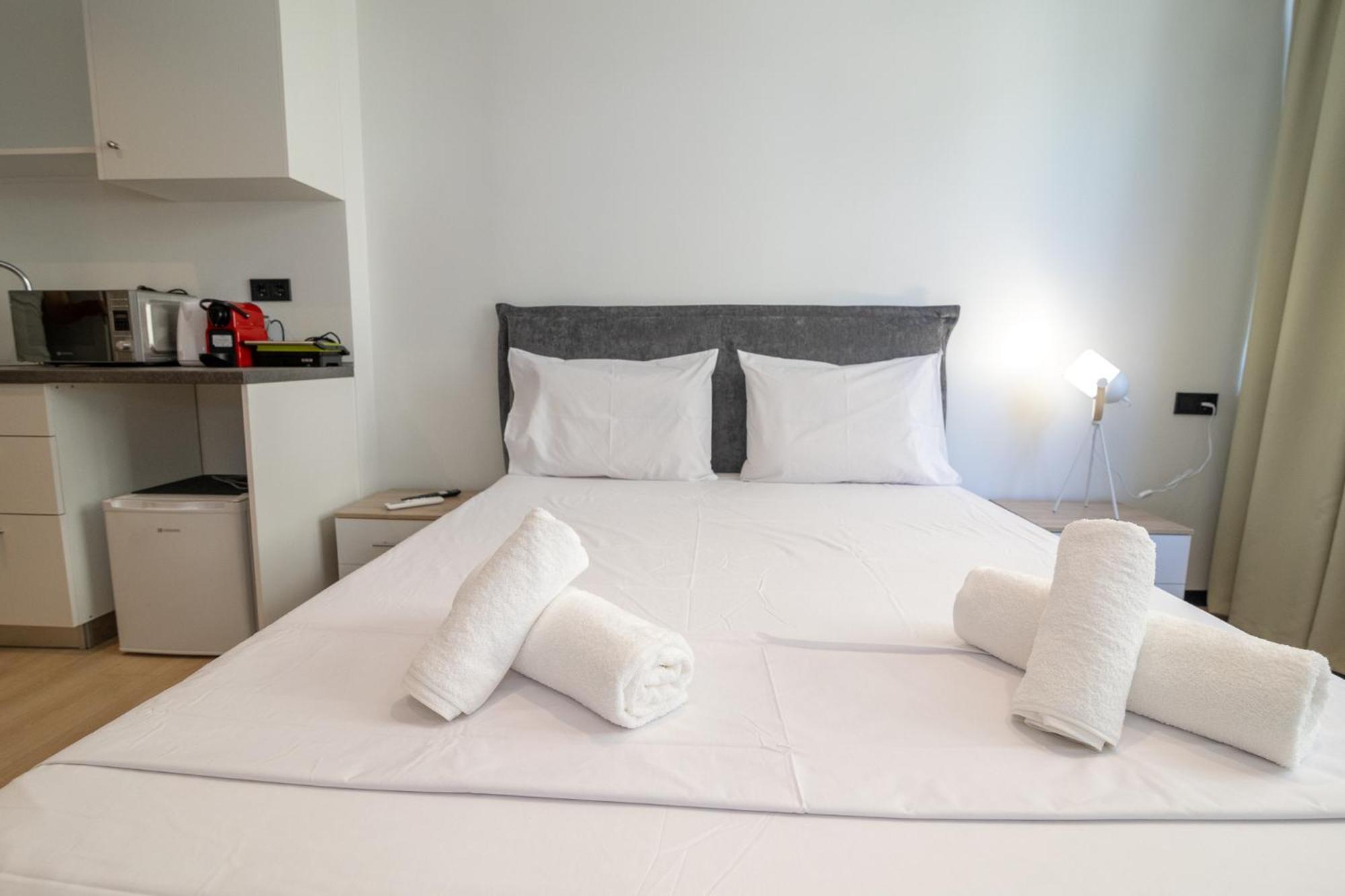 Facadoro Apartments Athens Luaran gambar
